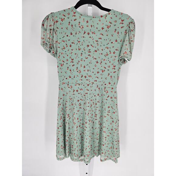 No Boundaries Women's Green Short Sleeve Wrap V-neck Polyester Mini Dress Size M - Picture 5 of 5